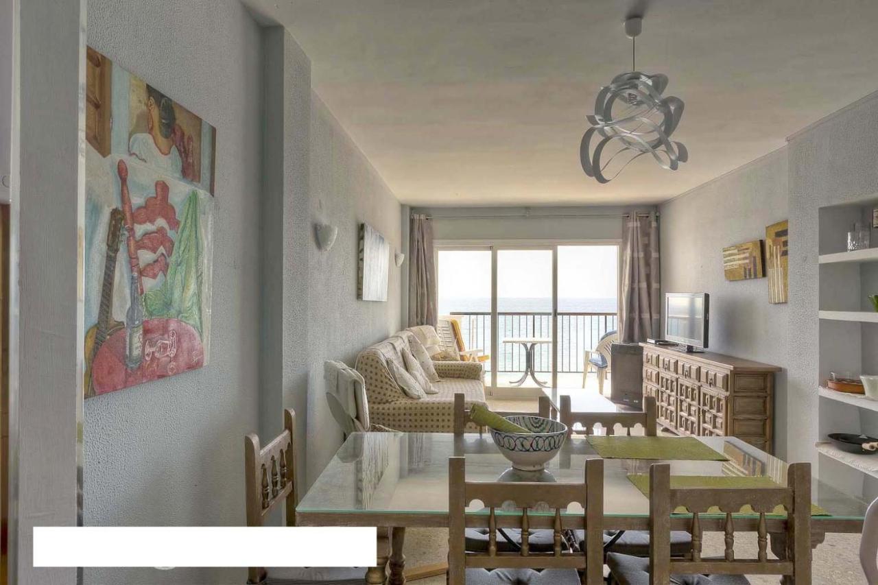 Precioso Apartamento Frontal Al Mar Nerja Exterior photo